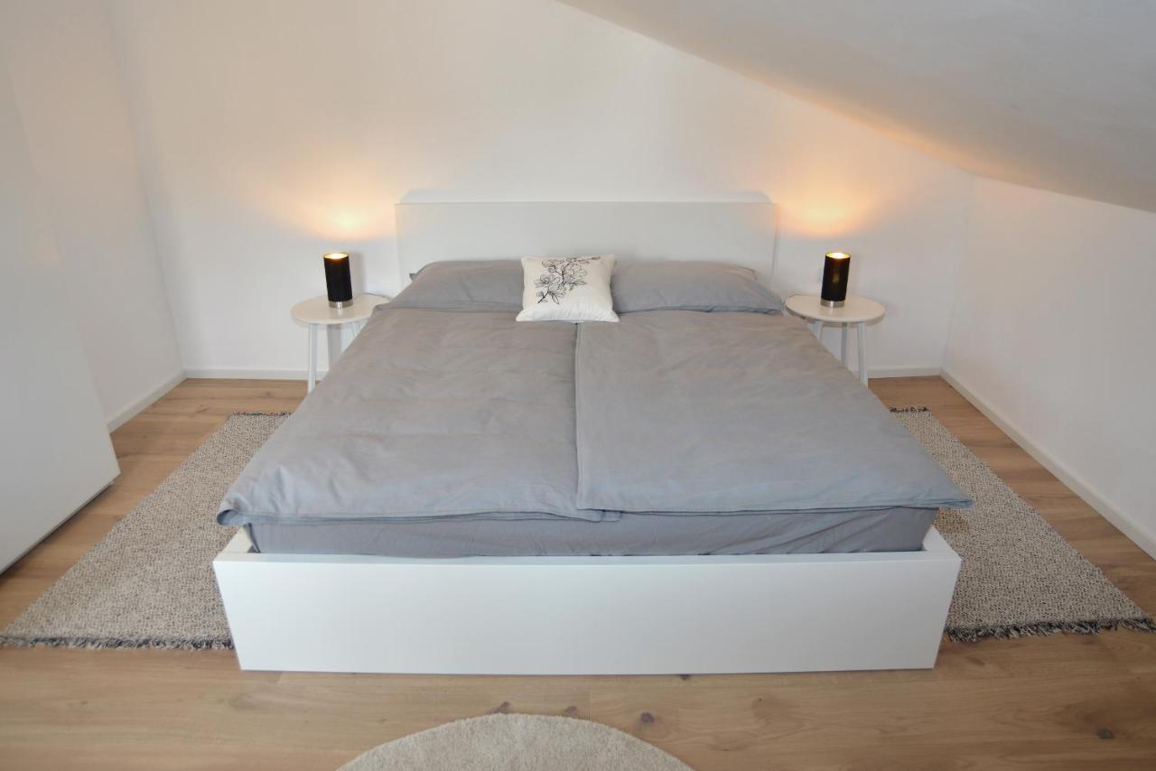 Ferienwohnung Innsbruck-Vill Bagian luar foto