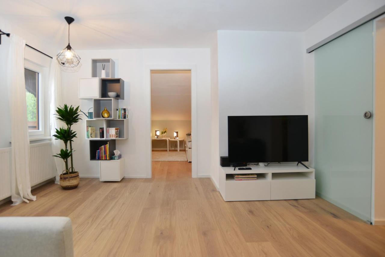 Ferienwohnung Innsbruck-Vill Bagian luar foto
