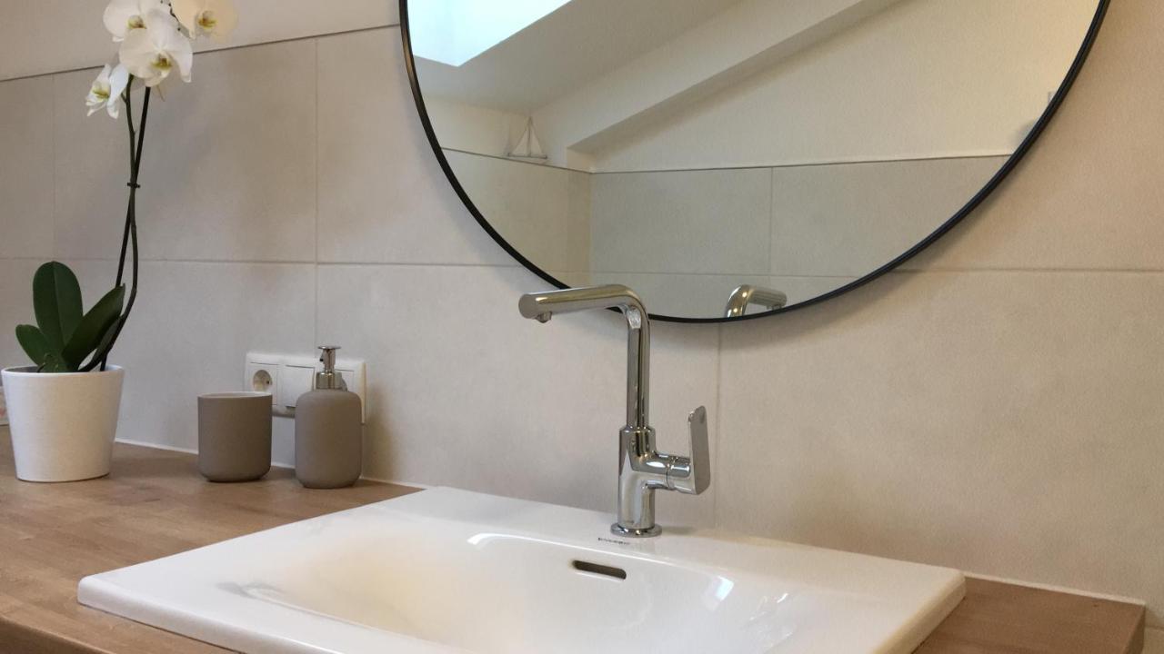 Ferienwohnung Innsbruck-Vill Bagian luar foto