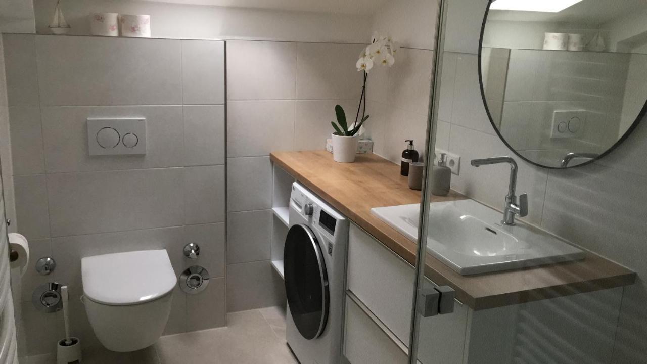 Ferienwohnung Innsbruck-Vill Bagian luar foto